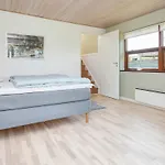 Feriehus 4 Star Holiday Home In Bjert *